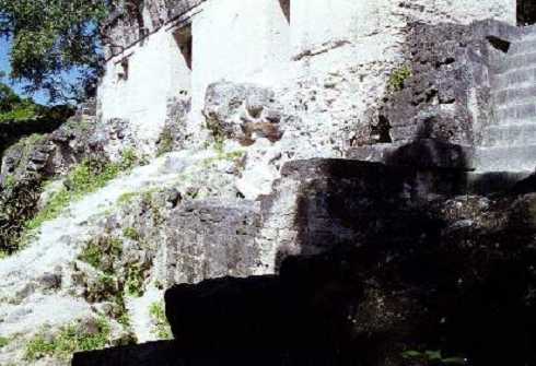 fb000348.jpg
