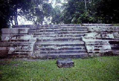 fb000949.jpg