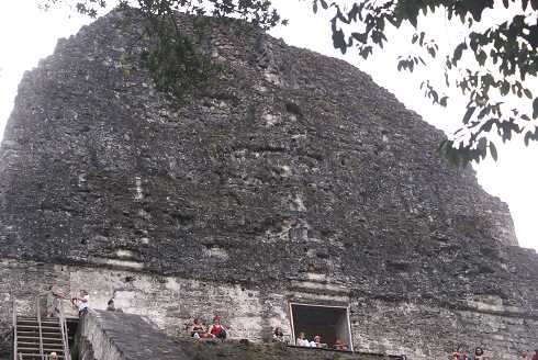 fg000144.jpg