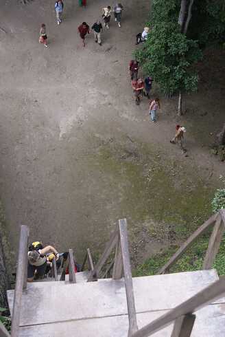 fg000154.jpg
