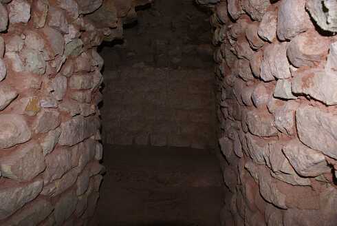 fg000752.jpg