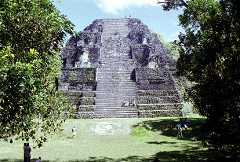 fb000408.jpg