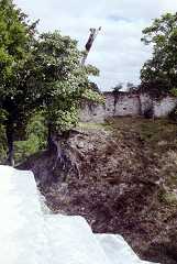 fb000655.jpg