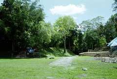 fc000585.jpg